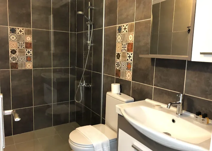 Bed & Breakfast Dreams 4*